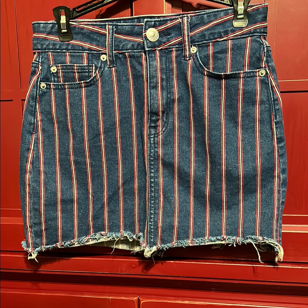 American Eagle Outfitters Blue and Red Mini Skirt